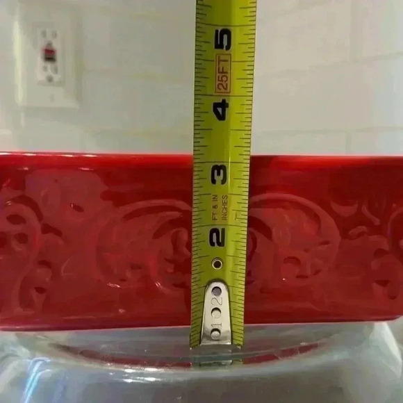 Christmas Red LG Dining Collection Baking Ware - Picture 4 of 10